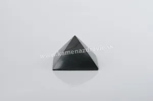 Šungit pyramída 6cm