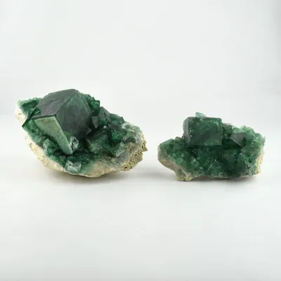 Smaragdovozelený fluorit Madagaskar